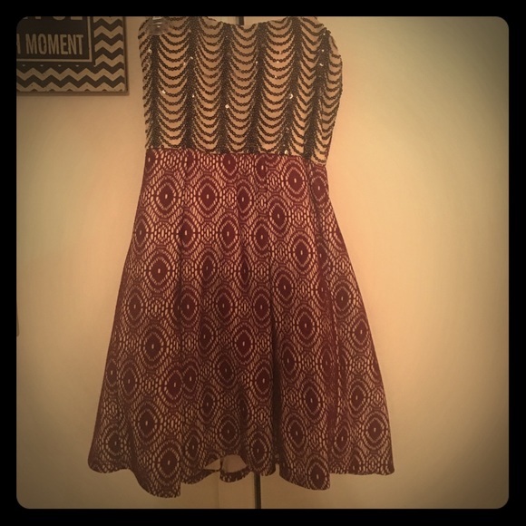 Tube top party dress, never been worn.