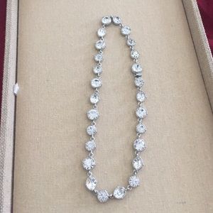Gorgeous crystal necklace
