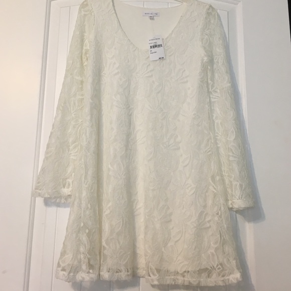 White Lace Bell-sleeve Mini