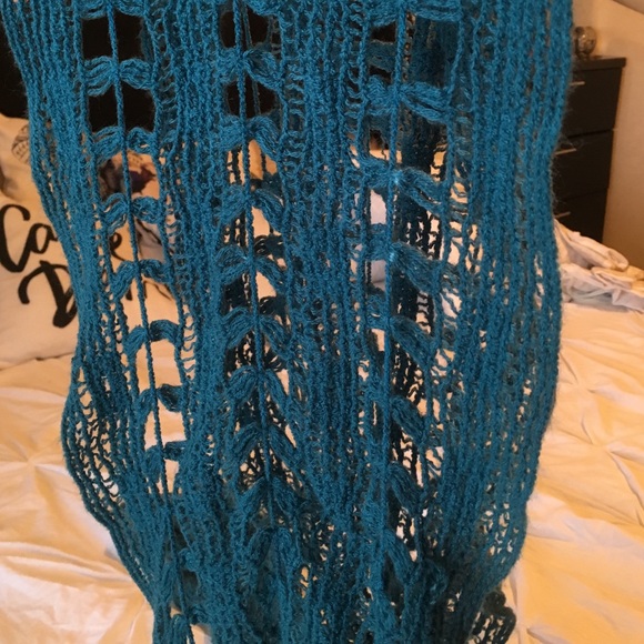 Buckle deep teal fashion scarf - Picture 2 of 3