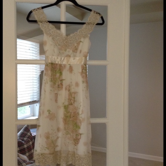 Off the shoulder silk and lace dress - Picture 1 of 4