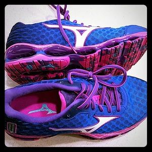 Mizuno Wave shoes