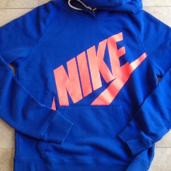 Nike Tops - Nike hoddie...Vintage