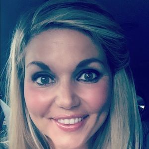 Meet your Posher, Tabitha