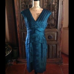 Adrianna Papell turquoise green bandage dress