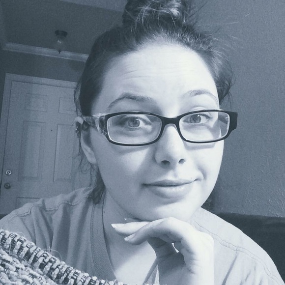 Meet your Posher, Elizabeth - Picture 1 of 1