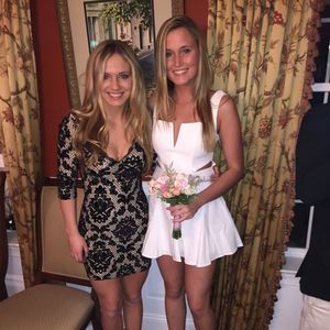 Meet your Posher, Chloe