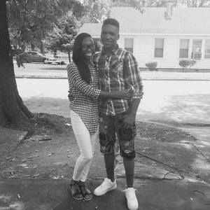 Meet your Posher, Deondra