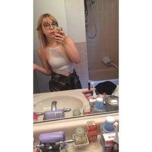 Meet your Posher, Juliana