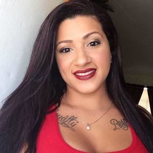 Meet your Posher, Victoria