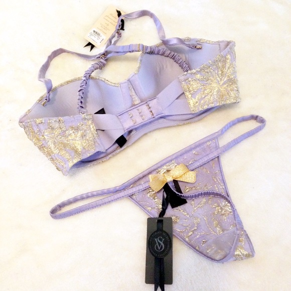 🌺 VS SOLD DESIGNER COLLECTION GOLD SET - Picture 3 of 4