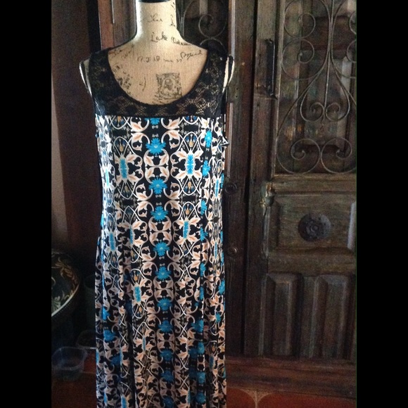 Skyes the Limit NWOT maxi dress multicolored