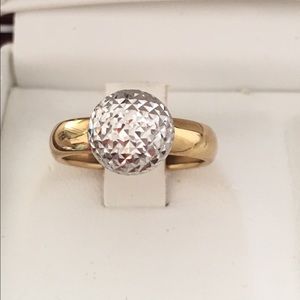 18k white/ gold ring