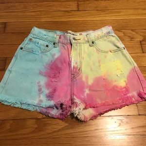 Levi's Urban Renewal UO Tie Dye Shorts Size 27