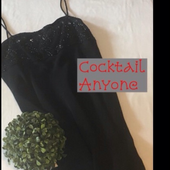 Ann Taylor Dresses & Skirts - Ann Taylor Cocktail Dress 🎉Price Reduced 🎉