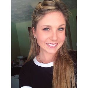 Meet your Posher, Anne