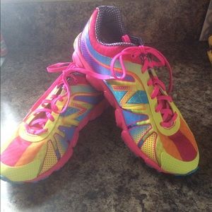 New Balance Tennis shoe