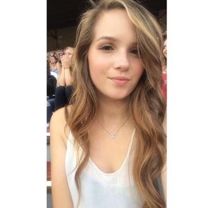 Meet your Posher, Klaudia