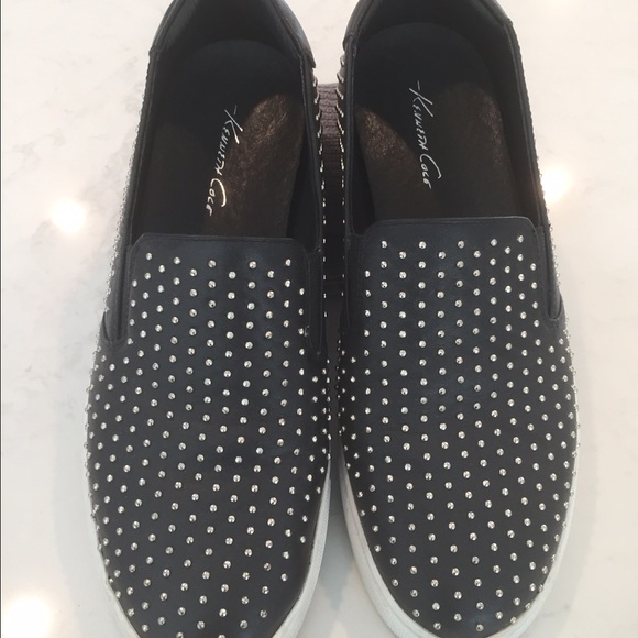 Kenneth Cole studded slip on shoes size 7