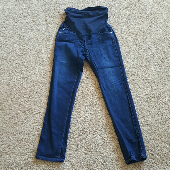 AG size 29 Maternity Skinny Jeans