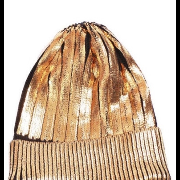 💄Metallic Gold Beanie💄 - Picture 2 of 2