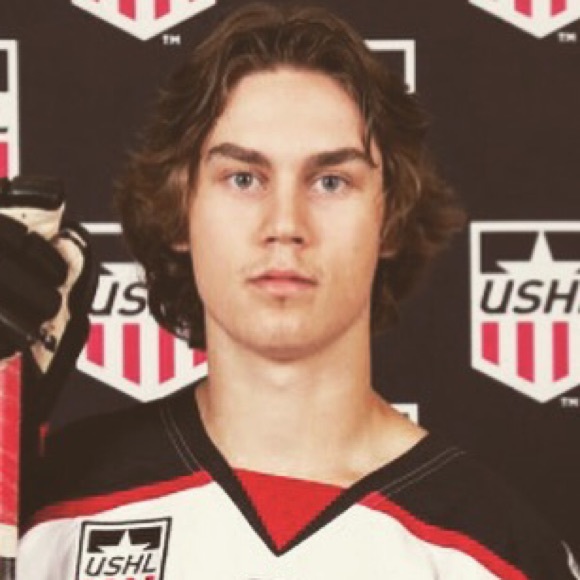 Meet your Posher, Tyler