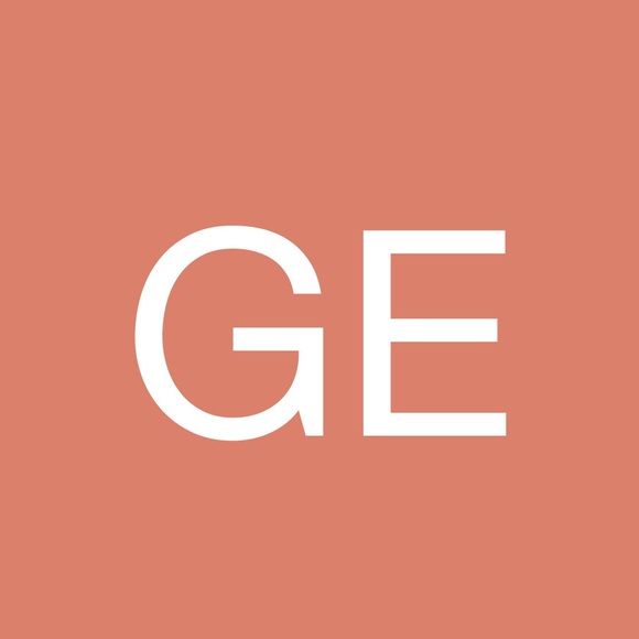 Meet your Posher, Genevieve