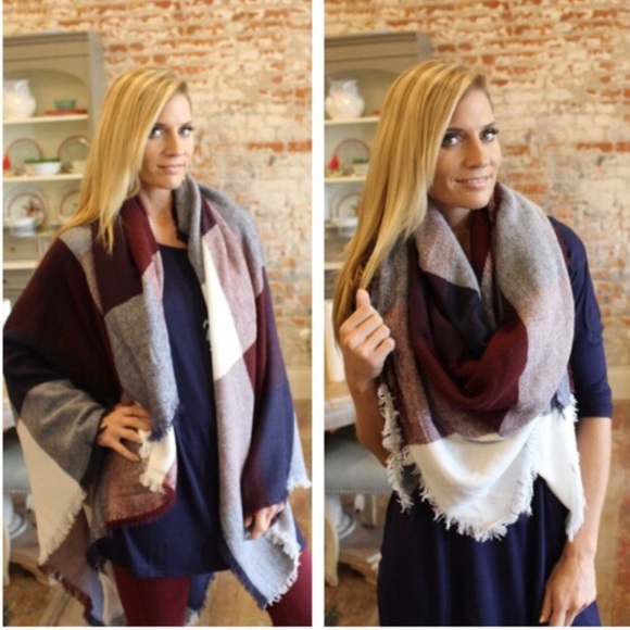 Blanket Scarves - Picture 2 of 4