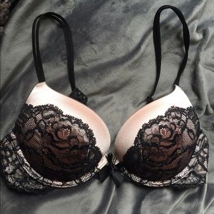 Victoria's Secret Very Sexy Bombshell Bra