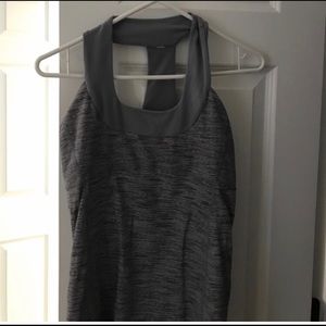 Gray lululemon tank w built in bra
