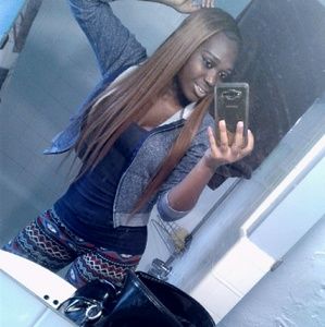 Meet your Posher, Brianna