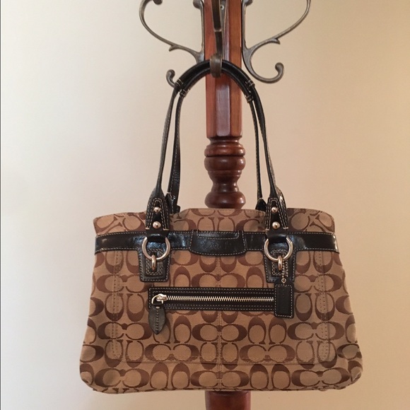 Coach Signature Pattern Bag - Picture 4 of 4