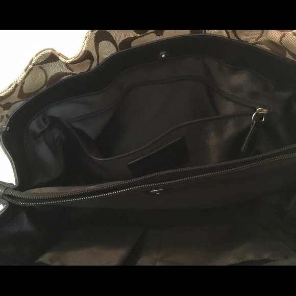 Coach Signature Pattern Bag - Picture 2 of 4