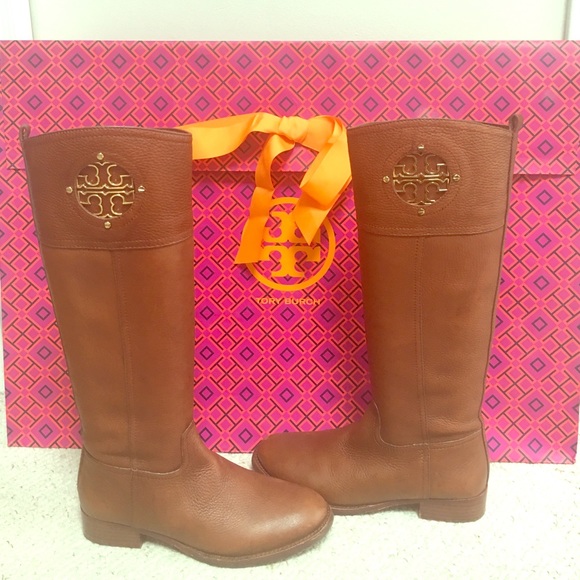 MOVING SALE - Tory Burch Kiernan leather boots