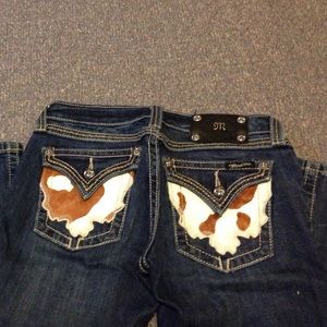 Miss Me Cowhide: 26, Dark Wash, Low Rise, Boot Cut