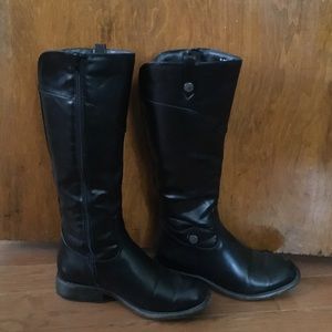 Beautiful Black Faux Leather Boots