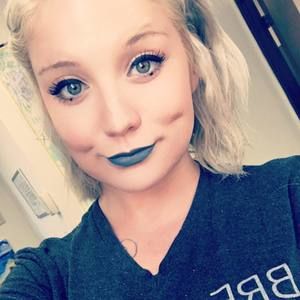 Meet your Posher, Jade