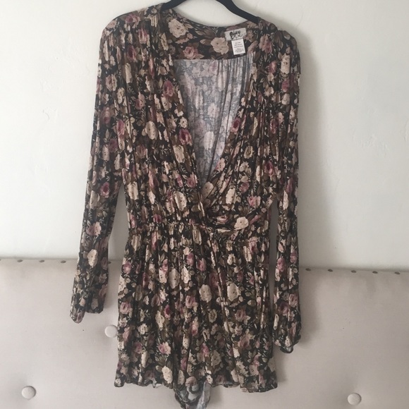 Nightcap romper - Picture 3 of 3