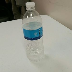 Meet your Posher, Nikia