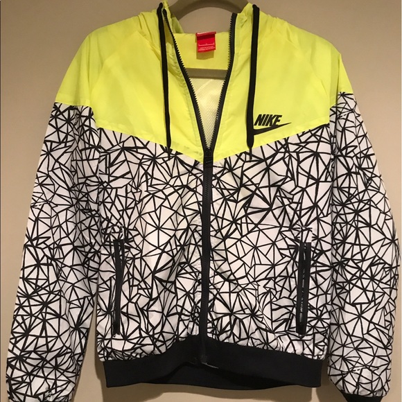 SOLD nike windbreaker - Picture 2 of 6