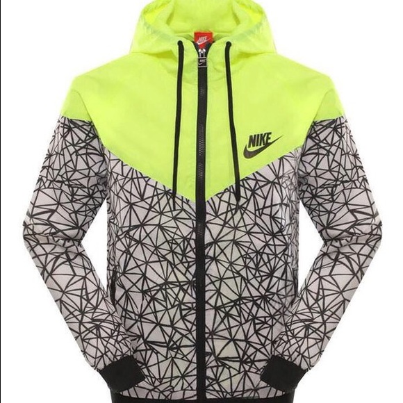SOLD nike windbreaker - Picture 6 of 6
