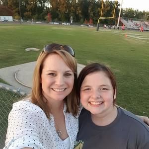 Meet your Posher, Nikki