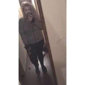 Meet your Posher, Ceara