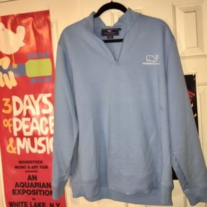 Vineyard vines pull over