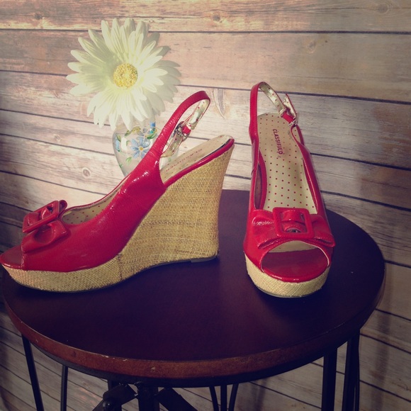 Classic red wedge sandals