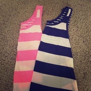 Set of two tank tops
