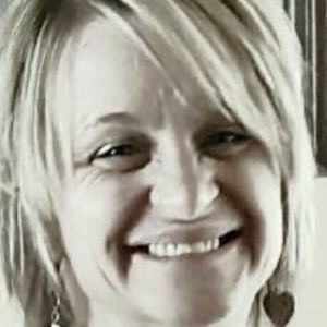 Meet your Posher, Angie