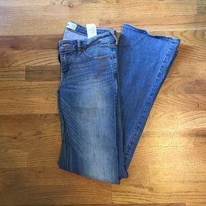 Hollister light wash bootcut jeans