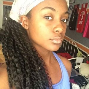 Meet your Posher, Faith-alexis tia