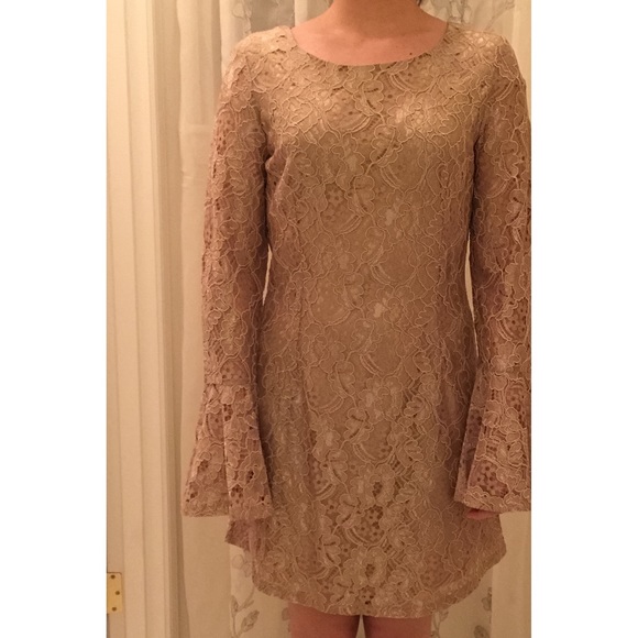 ‼️FLASH SALE‼️NWT SUPER FEMININE GOLD LACE DRESS😍 - Picture 2 of 4